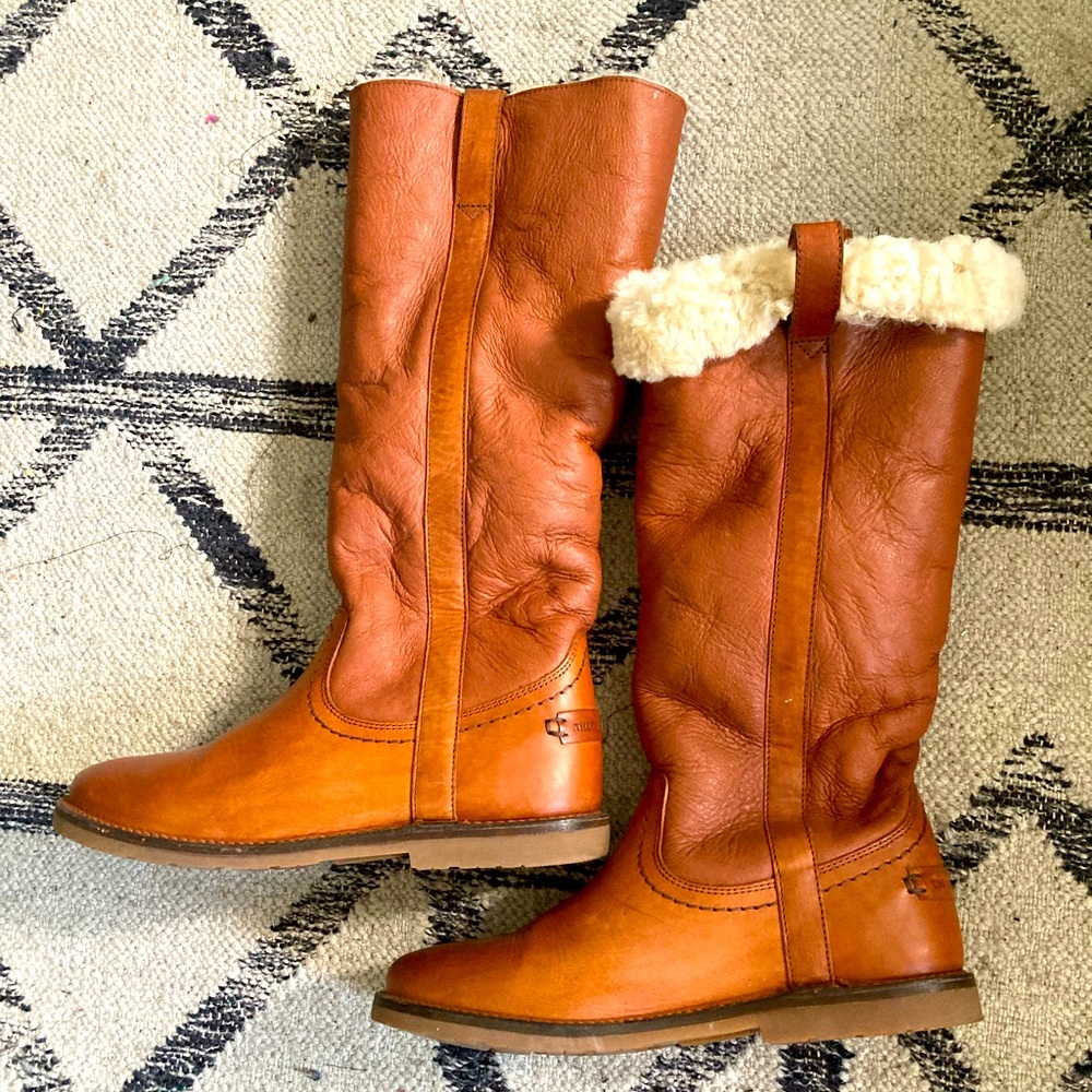 Frye Celia Shearling Lined Boot sz 7